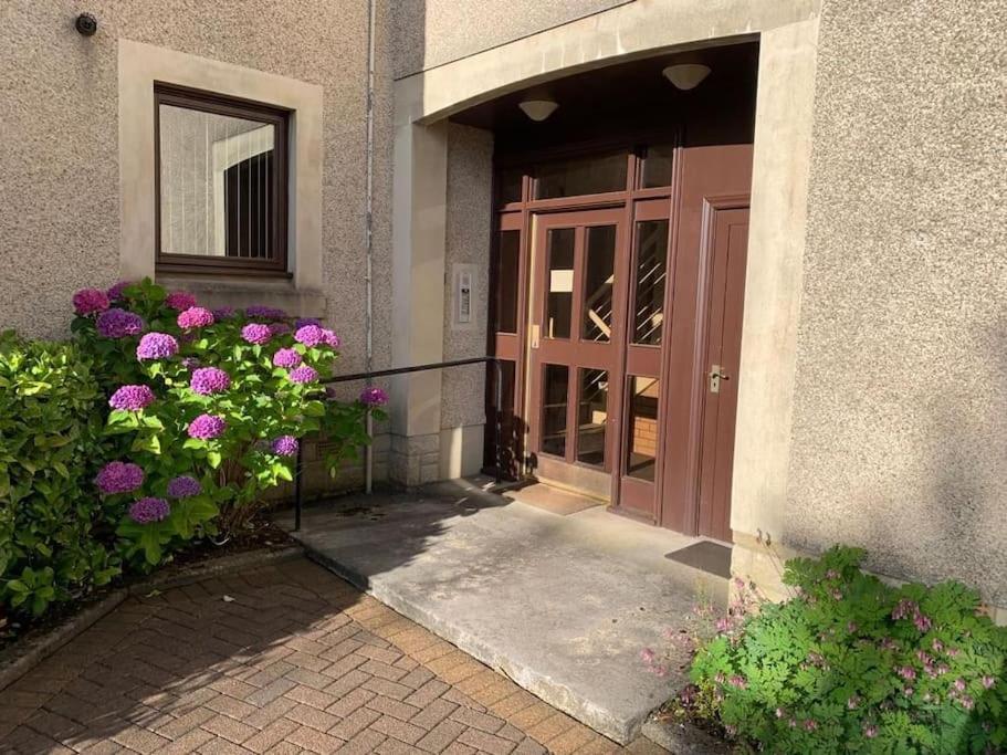 Teith Court Apartment With Private Parking. Stirling Esterno foto