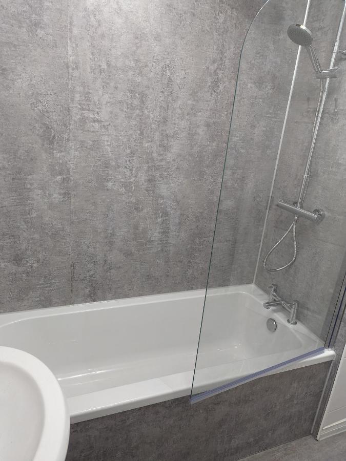 Teith Court Apartment With Private Parking. Stirling Esterno foto