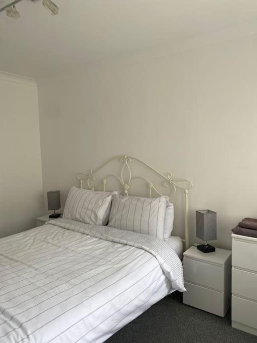 Teith Court Apartment With Private Parking. Stirling Esterno foto
