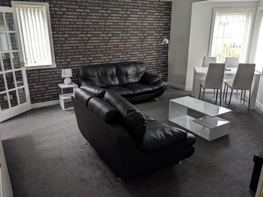 Teith Court Apartment With Private Parking. Stirling Esterno foto